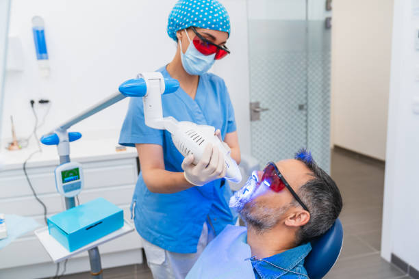 Best Emergency Tooth Extraction  in Oak Park, IL